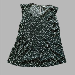 Old Navy Ladies Sleeveless Top